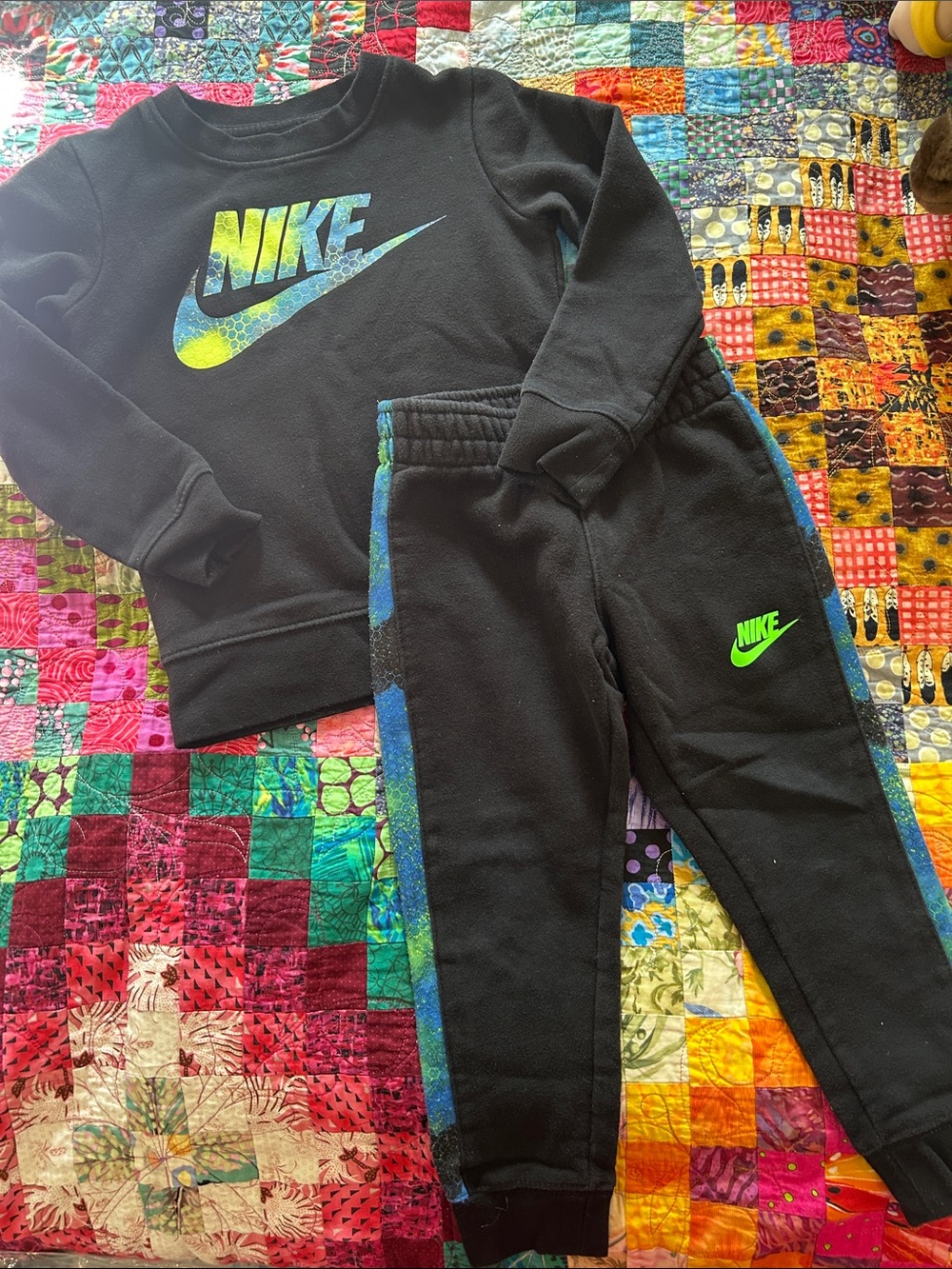 Nike sweatsuit